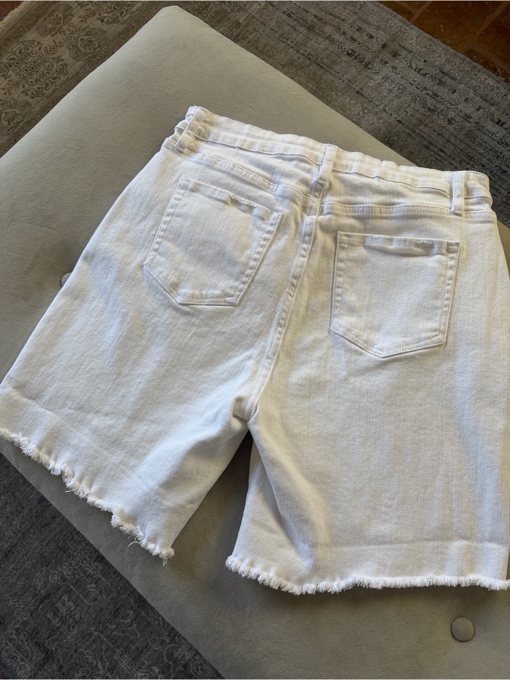 Denim shorts - Picture 2 of 3